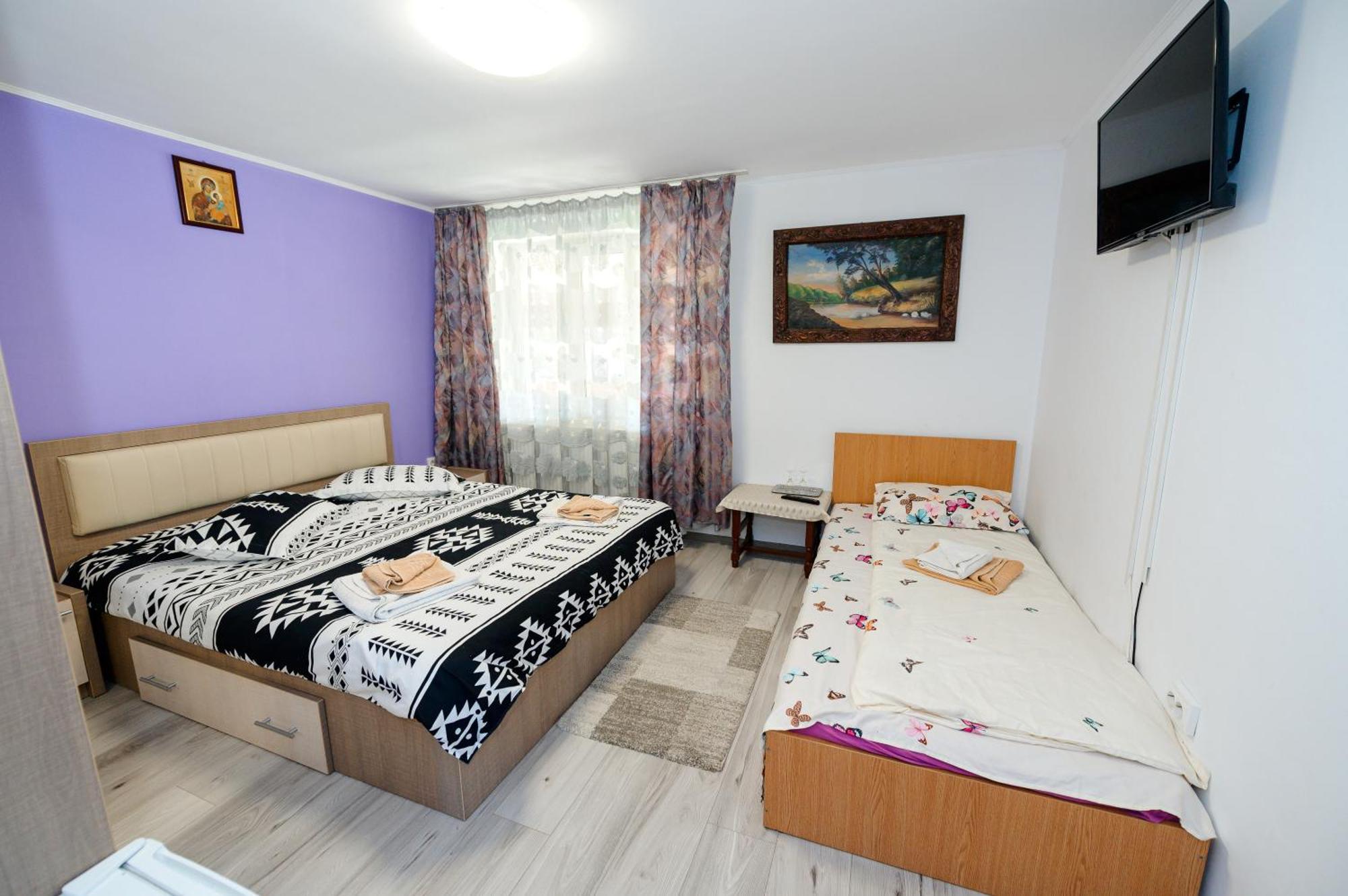 Casa Alex Calimanesti Hotel Exterior photo